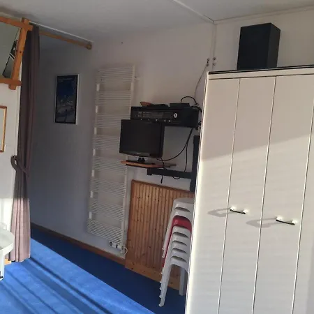 Pour 4/5 Pers. Avec Balcon, Acces Pistes, Casier A Skis, Parking, Avec Ascenseur - Fr-1-602-43 *