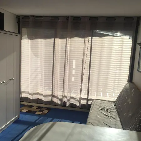Pour 4/5 Pers. Avec Balcon, Acces Pistes, Casier A Skis, Parking, Avec Ascenseur - Fr-1-602-43 *